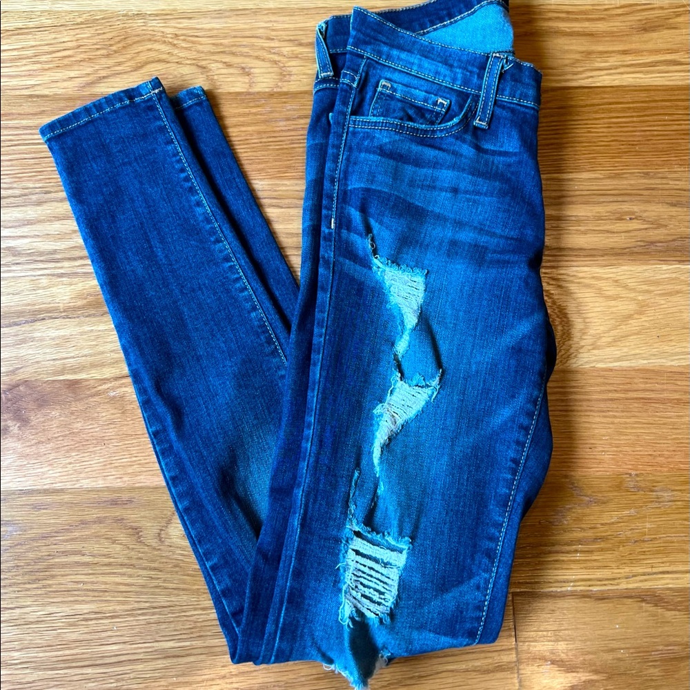 Flying Monkey ripped jeans size 26, lightly worn